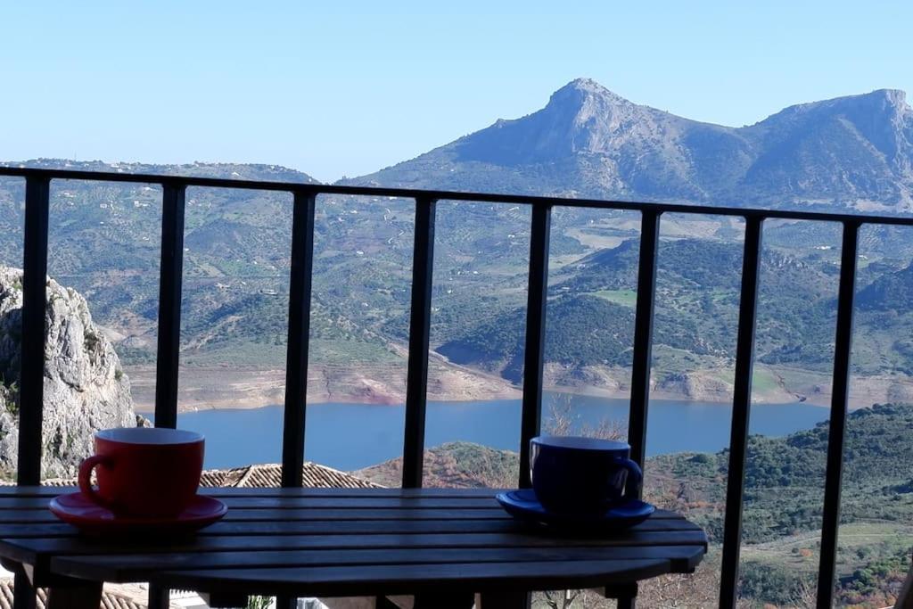 Casa Mirador Atalaya De Zahara Lejlighed Zahara De La Sierra Eksteriør billede